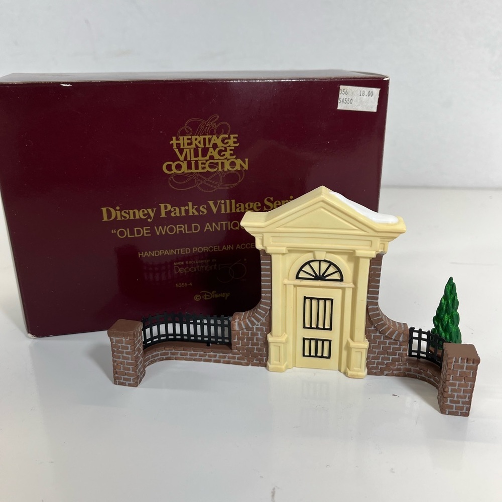 Dept 56 Disney Parks Village 'Olde World‎ Antiques Gate' #53554 New In Box